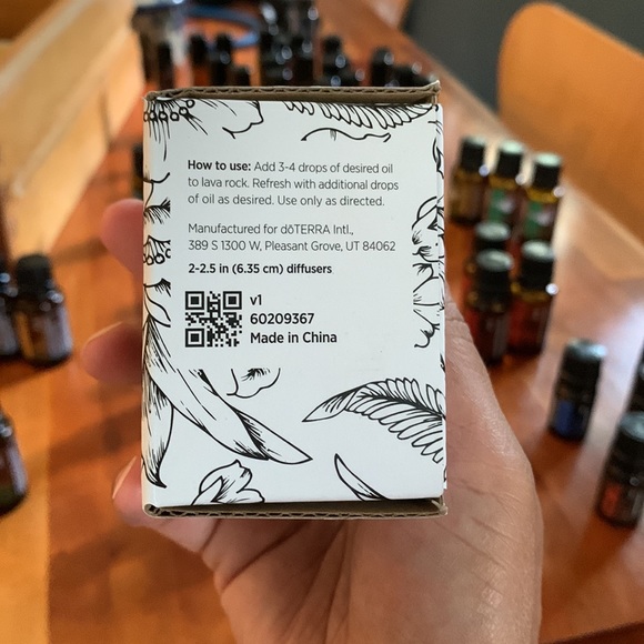 Concrete Lava Rock diffuser (2 per box) - Picture 3 of 4